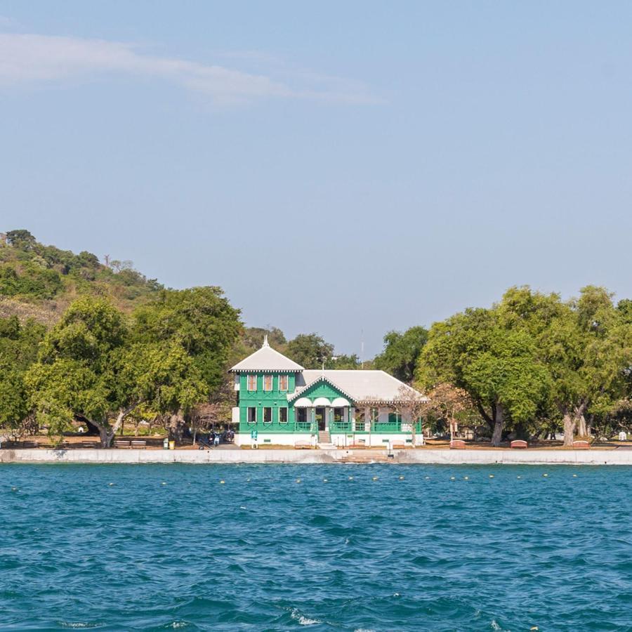 Somewhere Koh Sichang Exterior foto